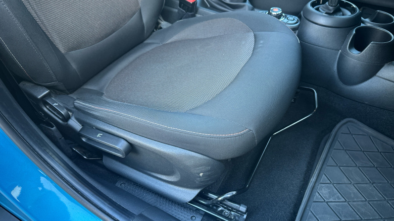 MINI Hatchback 1.5 Cooper Classic II 5dr Auto Petrol Hatchback